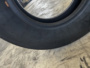 Pneu Radial LCH T-REX pour Camion et Bus, Tout Acier 265/70R16, Prix de Gros Abordable, Pneu de Direction et Toutes Positions pour Remorque de Camion - Product Image 5