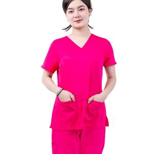 Conjuntos de uniformes de hospital para mujeres completamente fáciles de usar de la más alta calidad ODM/OEM verificados de fabricantes FMF - Product Image 1