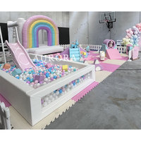 Aire de jeux intérieure pour enfants château gonflable et équipement d'amusement intérieur carrousel de jeu doux équipement de location de fête en mousse pour enfants