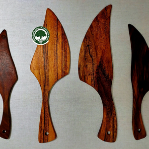 Ensemble de spatules à gâteau en bois, ustensiles décoratifs faits à la main, article cadeau artisanal, fabriqué à partir de bois de provenance légale - Product Image 1