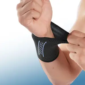 새로운 스타일 높은 탄성 통기성 압축 손목 중괄호 슬리브 관절 통증 완화