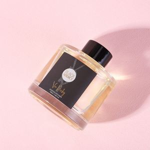 Logo personnalisé 100ml Parfum Huile essentielle de roseau 3.38 floz Aroma Fragrance Diffuseur de parfum sans flamme Home Flower Reed Diffuseur - Product Image 6
