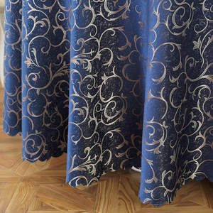 Mantel Redondo Brillante con Jacquard en Espiral Rojo Vino - Cubierta de Mesa Impermeable y Resistente a las Manchas para Eventos de Boda y Decoración del Hogar - Product Image 6