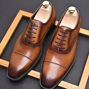 Zapatos de Vestir de Tres Piezas con Puntera Redonda, Cordones y Resistentes al Agua para Hombre, de Cuero Vacuno Liso, Punta Redonda Pequeña, Formales, de Negocios, de Cuero Genuino, Hechos a Mano - Product Image 4