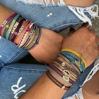 Corde à main de Style bohème Simple tissé avec motif rétro de la cour espagnole avec Bracelet Micro-incrusté pour femmes, cadeau de bijoux