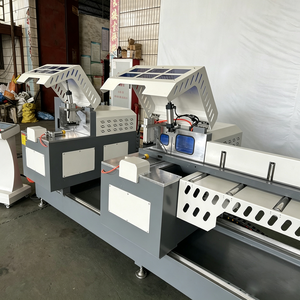 Machine de découpe d'aluminium CNC à double tête haute précision, équipement de découpe à 45 et 90 degrés pour profilés aluminium de fenêtres et portes - Product Image 4