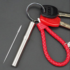 つまようじホルダーキーホルダー - 防水ステンレススチールつまようじボックスコンテナ＆2つのチタンつまようじ超軽量トラベルキット - Product Image 5