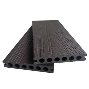Suelo de Madera Sintética WPC Color Café Claro, Sistema de Clic, Diseño Moderno, Resistente para Exteriores, Multicapa, 2 Años de Garantía - Product Image 2