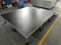 Scène événementielle modulaire en alliage d'aluminium à charge lourde, surface en verre atomisé, capacité de charge de 800 kg, installation rapide pour événements en extérieur