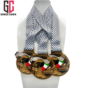 ميدالية ماراثون معدنية رياضية من سبائك الزنك الإمارات دبي الكويت مخصصة 15 عامًا من المصنع - Product Image 5