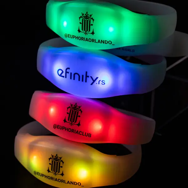 Remote Controlled 30cm TPU LED Light Bracelet Wristband Glowing Flashing DMX Wristband Parties Halloween New Year Silicone