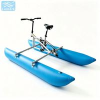 Vélo aquatique gonflable cylindrique à pédales, monoplace, avec cadre en aluminium et technologie Drop Stitch, idéal pour la photographie, de Lumark (Chine), en stock.