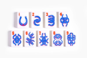 Jeu de Mahjong Américain Personnalisé à Quatre Couches, Tuiles Anti-décoloration, Mahjong de Divertissement Moderne Haut de Gamme en Acrylique - Product Image 2