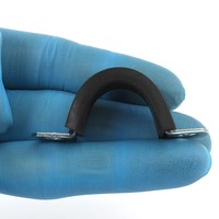 Colliers de serrage en acier au carbone avec revêtement en caoutchouc de type U, bleus, blancs, zingués, à deux trous, pour tubes