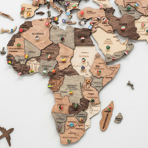 <span class=keywords><strong>Autocollant</strong></span> mural Art Déco en bois neutre pour anniversaire, avec carte du monde et motifs gravés des pays et de leurs capitales - Product Image 5