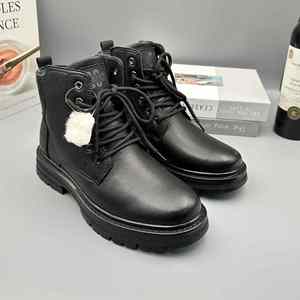 Nouvelles Bottes d'Hiver 2026 pour Hommes en Cuir Véritable Doublées Polaire, Bottes Chaudes Rehaussantes Style Britannique, Bottes de Neige - Product Image 1