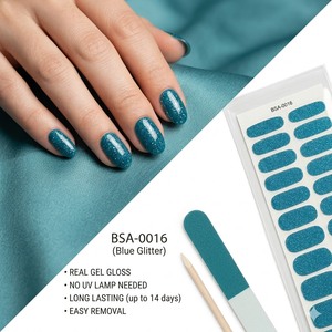 Bandes d'ongles en <span class=keywords><strong>gel</strong></span> pailleté argenté, 20 bandes avec kit d'outils, 100% <span class=keywords><strong>gel</strong></span> complet, finition salon sans UV, ongles à presser, vente en gros pour B2B - Product Image 2