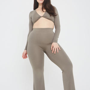 Gym Active vêtements femmes grandes tailles Sexy Vintage chocolat personnalisé manches longues chemises torsadées - Product Image 3