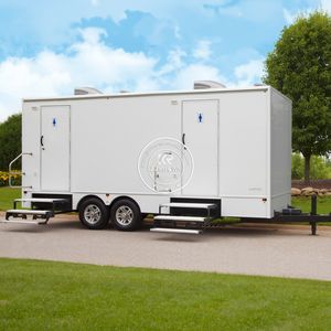 Unité mobile solaire à vendre : Cabine WC 4 postes, Remorque sanitaire de luxe, Toilettes portables - Product Image 2