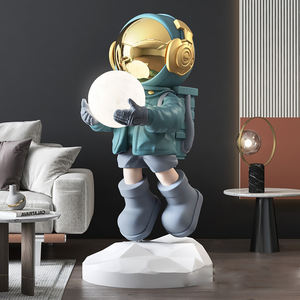 Figura <span class=keywords><strong>de</strong></span> Astronauta <span class=keywords><strong>de</strong></span> <span class=keywords><strong>Resina</strong></span> FRP, Figura <span class=keywords><strong>de</strong></span> Astronauta con Luz Nocturna para Decoración <span class=keywords><strong>de</strong></span> Año Nuevo - Product Image 3