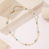 Ensemble collier et bracelet en perles de coquillages naturels et turquoise, style bohème, résistant à l'eau, avec perles de pierres naturelles, empilables, pour l'été et la plage