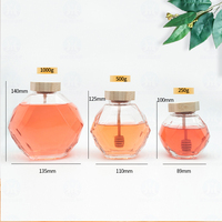 Échantillons gratuits Exquis 250ml 380ml 760ml Sirop de miel en verre de forme de luxe Stockage hermétique Pot de miel avec couvercle en bambou