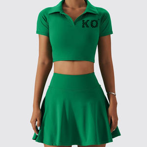 بدلة تنورة رياضية نسائية مخصصة بشعار خاص، تنورة عالية الخصر مطوية مع قميص وشورت للجولف واليوغا والتنس - Product Image 6