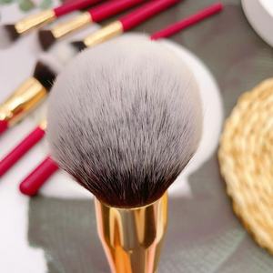 Ensemble de 8 pinceaux de maquillage rouges, poils synthétiques vegan, pinceau de contour, pinceau de fond de teint, pinceau de beauté pour le visage, pour l'application du maquillage - Product Image 2