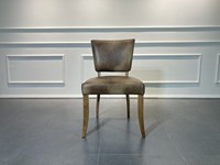 Chaise de salle à manger vintage en cuir véritable de style mid-century pour la maison, l'appartement, l'hôtel, le centre commercial, l'école