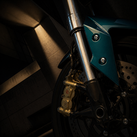 Kit d'amortisseurs avant inversés en alliage d'aluminium CNC, fourche de suspension réglable pour moto avec guidon et plaque de liaison supérieure