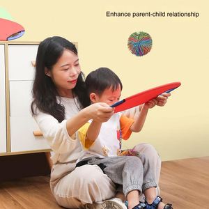 Divertido Juego de Pelota y Raqueta de Plástico Unisex, Fácil de Usar, Juego Deportivo Interactivo al Aire Libre para Padres e Hijos, Incluye Placa Elástica - Product Image 4
