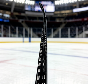 Bâton de hockey composite Mid Bow 100% fibre de carbone 380g léger 165cm de longueur Puissant pour les coups de frappe Couleur personnalisée Senior Junior - Product Image 4