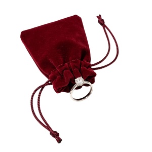 Sacs en velours personnalisés avec fermeture magnétique, pochette de luxe avec logo pour les cadeaux de mariage, emballage pour les faveurs de fête - Product Image 1