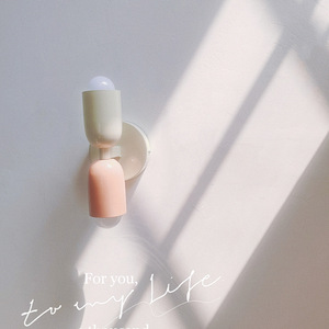 Lampe murale de style nordique minimaliste moderne et élégante à double tête en verre pour villa, couloir, salle de séjour, chambre à coucher, décoration d'arrière-plan - Product Image 3