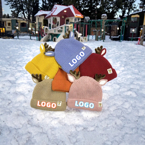Gorro de Invierno Tejido con Diseño de Cuernos de Ciervo en 3D, Personalizado para Bebés y Niños, con Imagen Digital Bordada, 100% Acrílico, Multicolor, en Oferta - Product Image 3