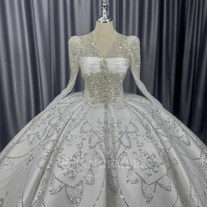 Lscm112 Stunning Ivory Sweetheart Appliques Beaded <b>Ball</b> <b>Gown</b> Modern Wedding Dress Chapel Train Floor-Length Backless for - Product Image 2