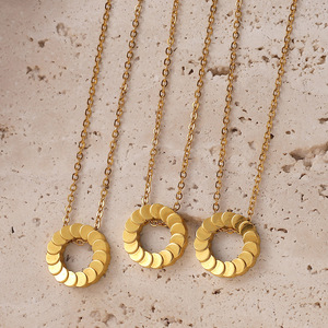 Collier Pendentif Géométrique en Acier Inoxydable Doré XL475 Chaîne Claviculaire Bijoux Tendance - Product Image 3