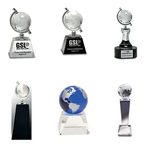 Edler Hersteller Blau Grün Kristall kugel Erd karte Achievement Trophy Award Benutzer definiertes Logo Business Geschenk Hand Craft