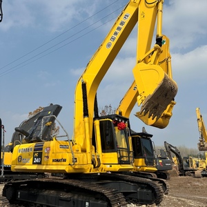 Maquinaria de movimiento de tierras usada al 95% nueva, excavadora de cadenas Komatsu PC240 de 24 toneladas con cuchilla de relleno en venta. - Product Image 1
