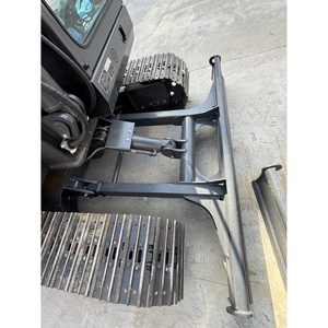Mini-excavatrice d'occasion Develon DX60D, poids opérationnel de 6 tonnes, excavatrice hydraulique sur chenilles d'occasion avec une capacité de godet de 0,25 m³ - Product Image 3