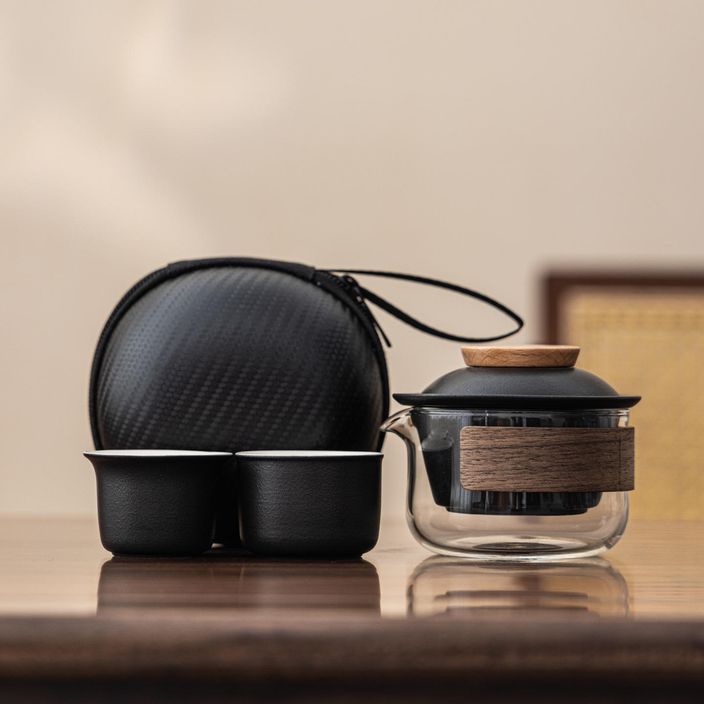 ถ้วยอย่างรวดเร็วสีดำ Lobo