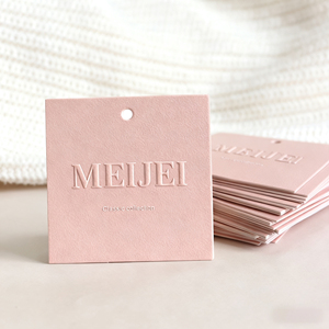 Etichette Personalizzate di Lusso Ecologiche in Cartoncino Goffrato con Logo Personalizzato per Abbigliamento e Borse Nessuna recensione ancora - Product Image 2