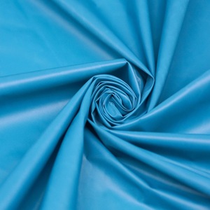 Vente <span class=keywords><strong>chaude</strong></span> 380T Full Dull Anti-Static Plain Nylon Taffetas Tissu Résistant À L'eau pour Doudounes - Product Image 1