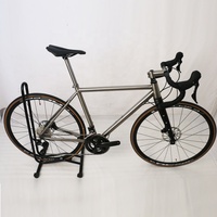 Vélos de route de haute qualité avec cadre en carbone, freins à disque, roues en fibre de carbone, 24 vitesses, 700c, passage des câbles entièrement interne