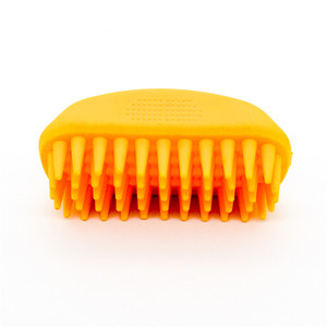 Produits pour petits <span class=keywords><strong>animaux</strong></span> Offre Spéciale caoutchouc souple outils de toilettage et de nettoyage pour <span class=keywords><strong>animaux</strong></span> de compagnie brosse de Massage de bain - Product Image 3