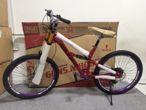 Bicicleta de Montaña de Aluminio Ligera de Alta Calidad, 27.5 Pulgadas, 10 Velocidades, Estilo Deportivo, Frenos de Disco Hidráulicos, Cuadro de Acero, ZXC-84 - Product Image 3