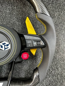 พวงมาลัยรถยนต์คาร์บอนไฟเบอร์สีดำ ทนทาน สวยงาม สำหรับ <span class=keywords><strong>Audi</strong></span> <span class=keywords><strong>Q</strong></span> C8 A1 A3 A4 A5 A6 A7 A8 B6 B7 B8 B9 C6 C7 TT R8 - Product Image 3