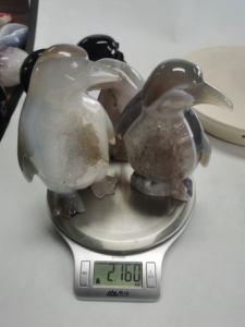 Vente en gros de pingouins en agate naturelle sculptée, <span class=keywords><strong>pierres</strong></span> <span class=keywords><strong>précieuses</strong></span> en cristal, décorations en cristal pour cadeaux, décoration de la maison - Product Image 2