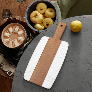 <span class=keywords><strong>Planche</strong></span> à <span class=keywords><strong>découper</strong></span> réversible personnalisée en bois d'acacia et <span class=keywords><strong>marbre</strong></span> avec poignée pour le service de fromage charcuterie, cadeau de cuisine - Product Image 4