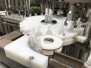 Máquina de Llenado y Tapado de 8 Cabezales, Línea de Producción Automática de Llenado de Líquidos, Equipo de Llenado de Perfume, Alcohol y Jarabes - Product Image 6